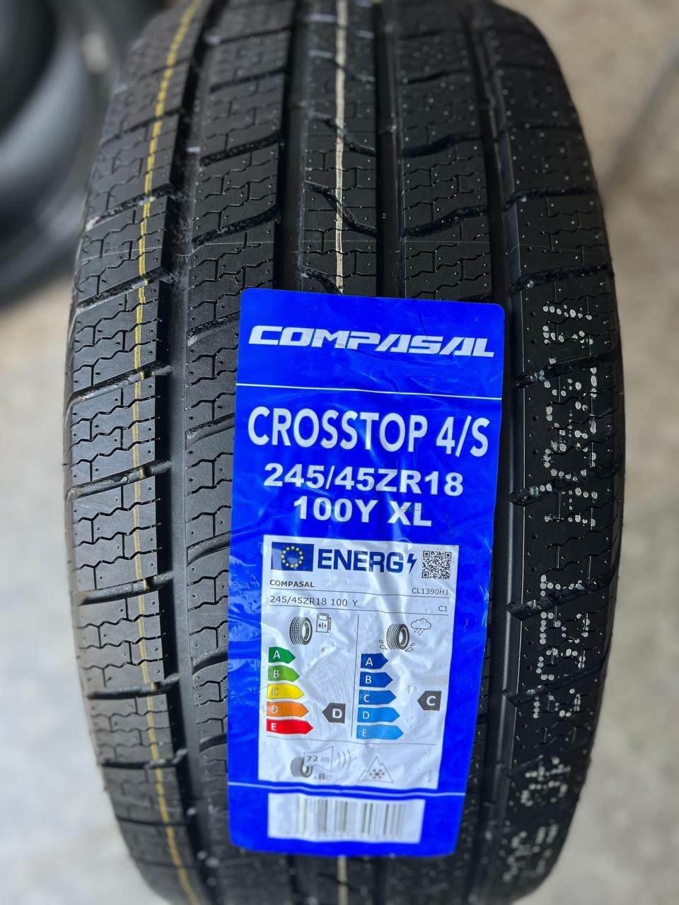 Compasal 245/45R18 All Season