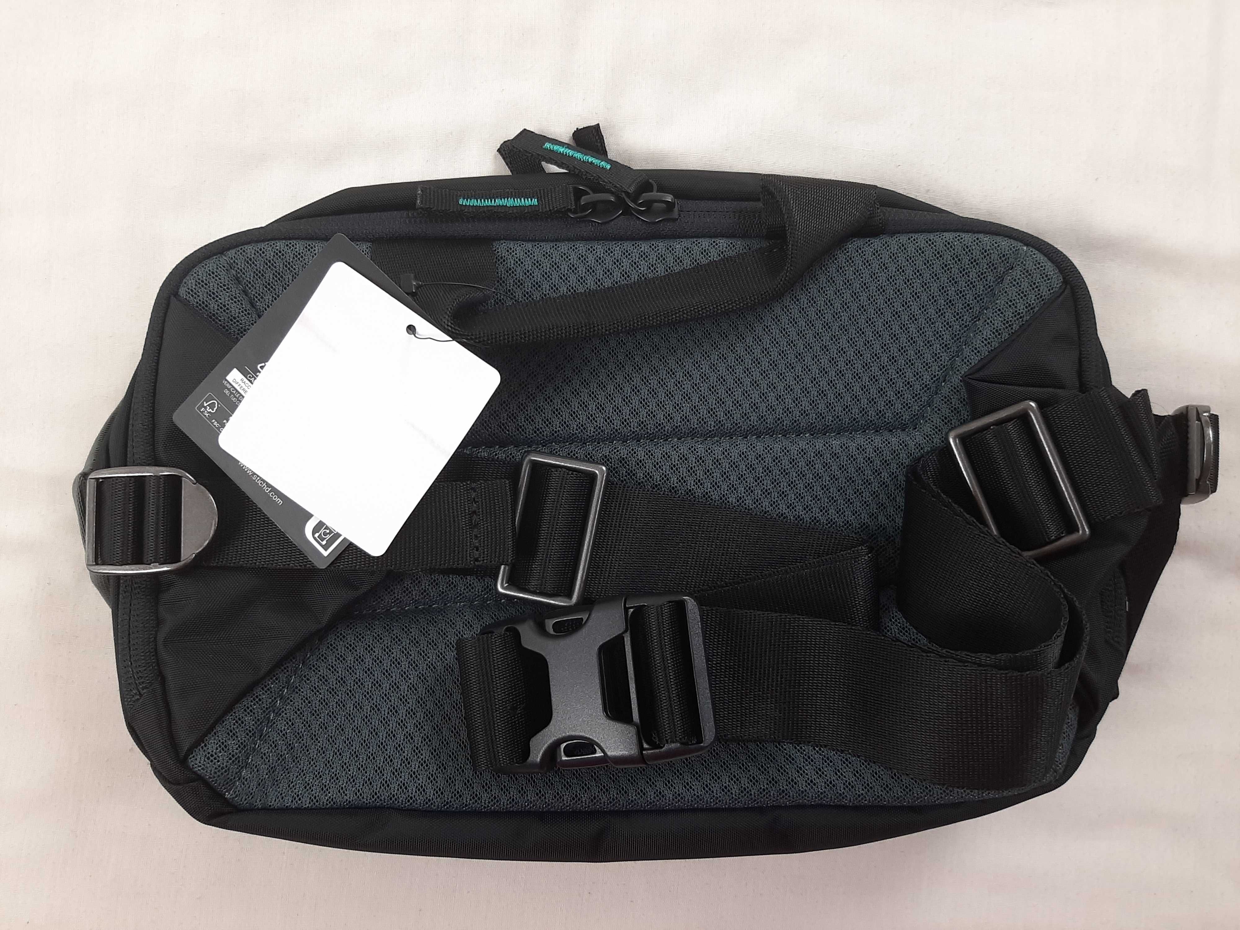 Mercedes-AMG F1 Cross Body Bag - Оригинална мъжка чанта