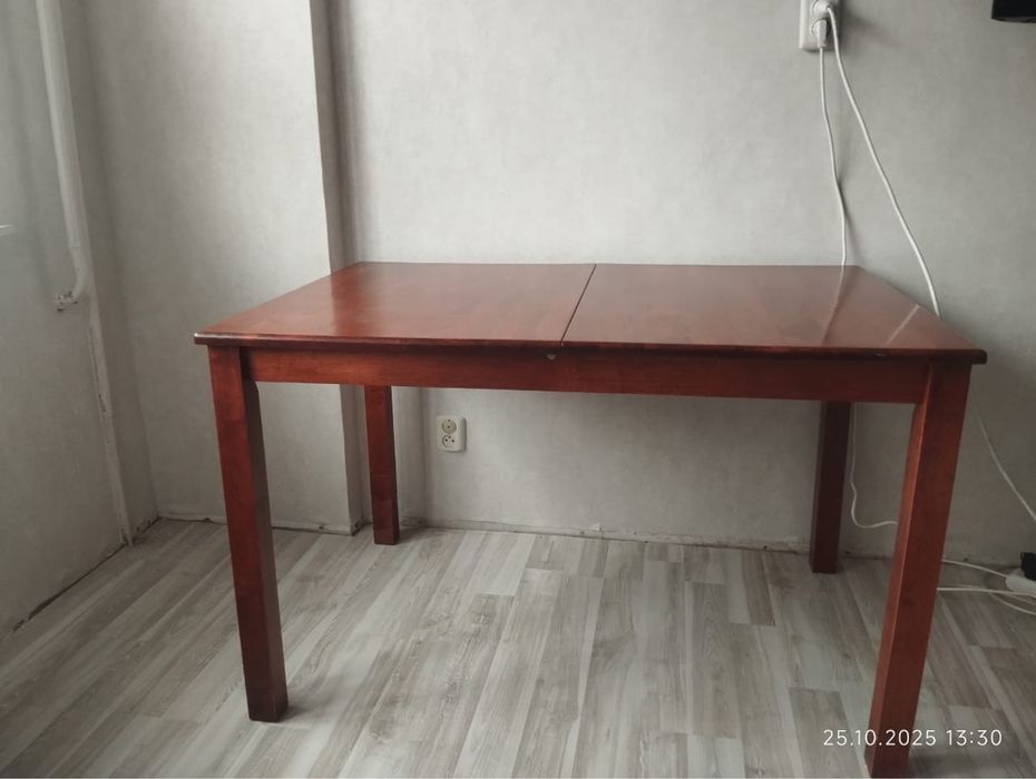 Стол обеденный, раздвижной