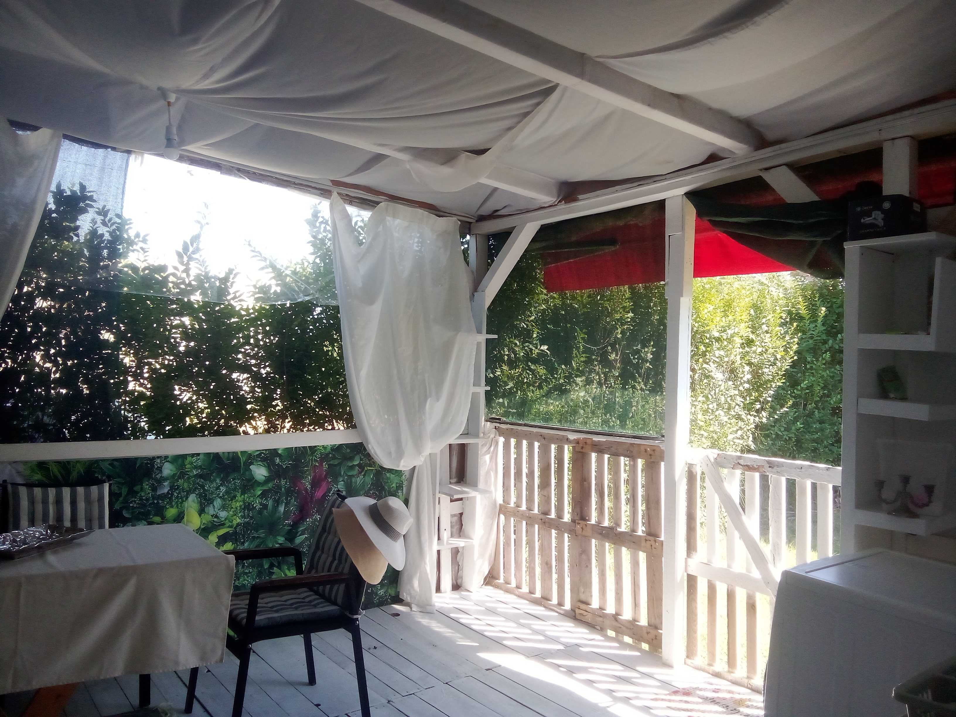 На море в Кариани. Каравана на 100 м. от плаж. 50 евро.
