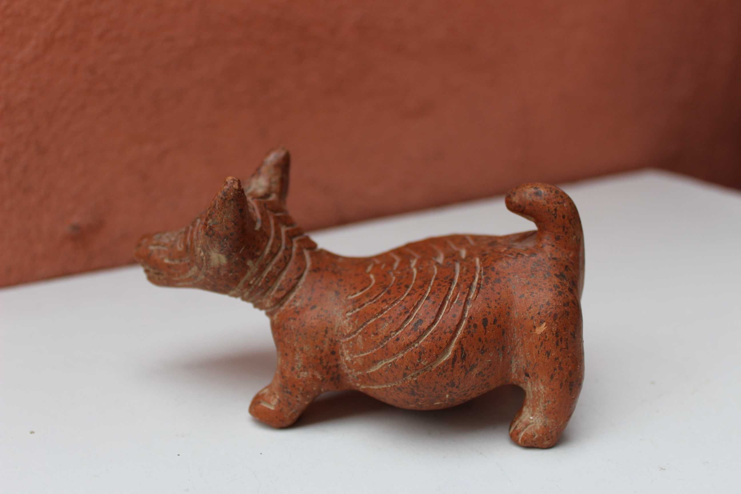 Piesa ceramica de colectie caine AZTEC - Mexico, lucrata manual