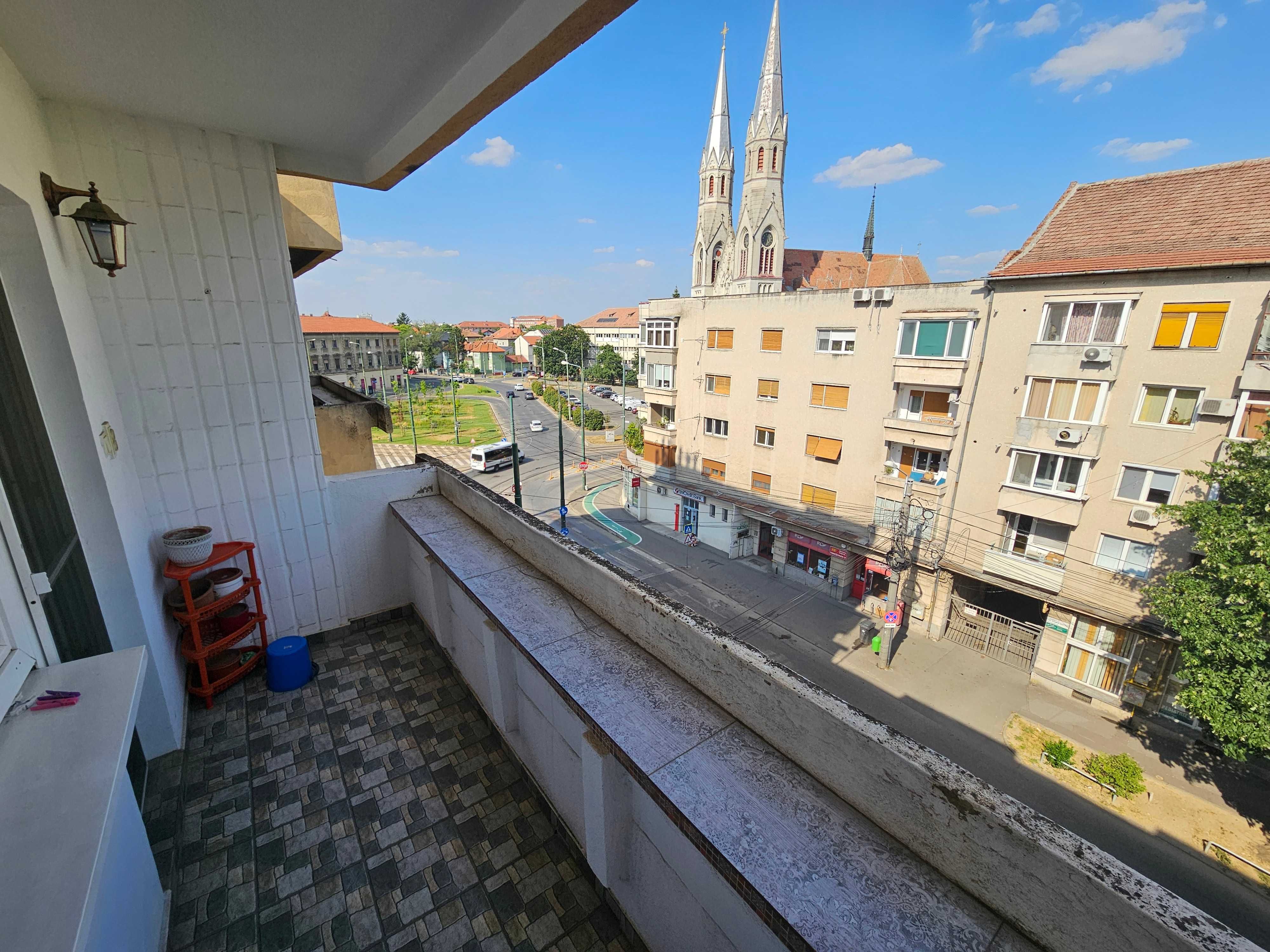 Apartament 2 camere decomandat, Balcescu , amenajat , ideal investitie