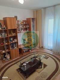 Apartament 3 camere decomandat, etaj intermediar, Roman, Neamt