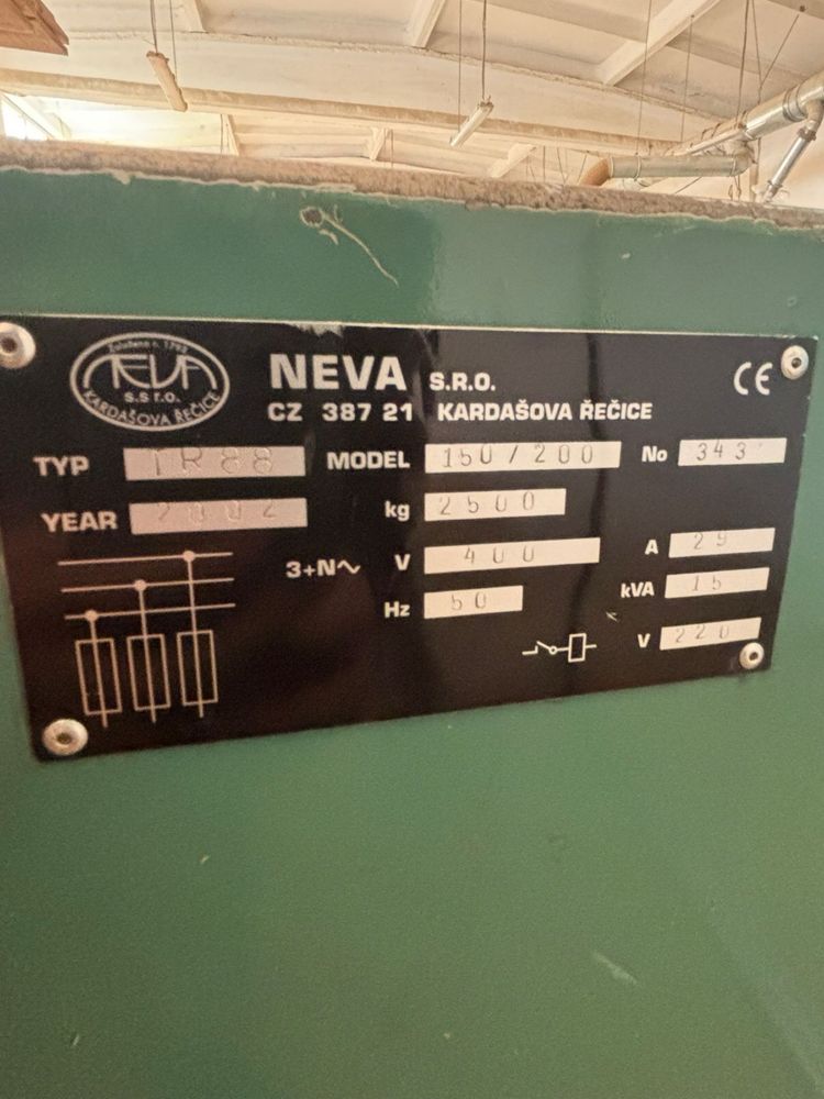 Vand minigater marca Neva