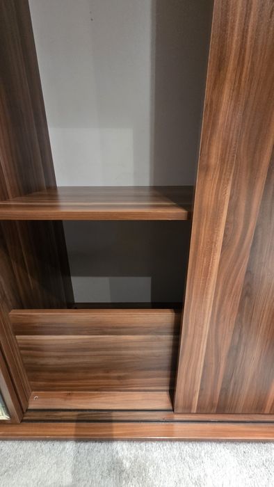 Гардероб, тв шкаф и два стенни шкафа