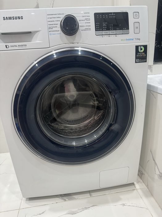 Продам б/у стиральную машину самсунг 7кг.
