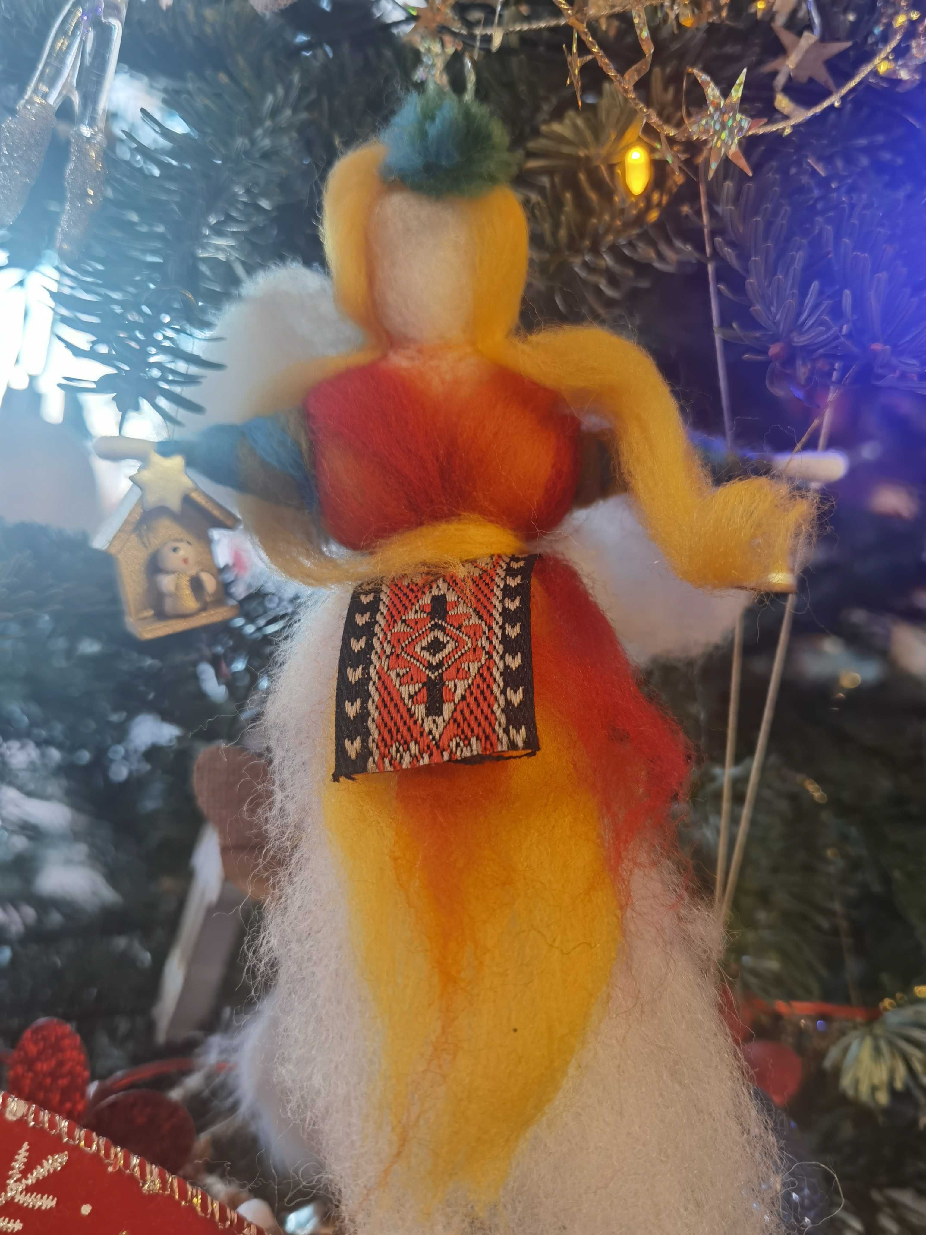 Îngeri din lănă - ornamente hand made