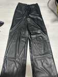 pantaloni de piele