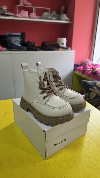 Детски зимни боти