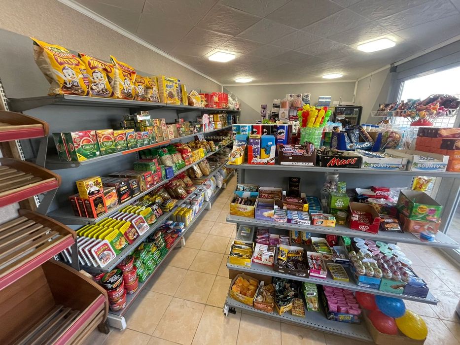 Сдам магазин в аренду помещение