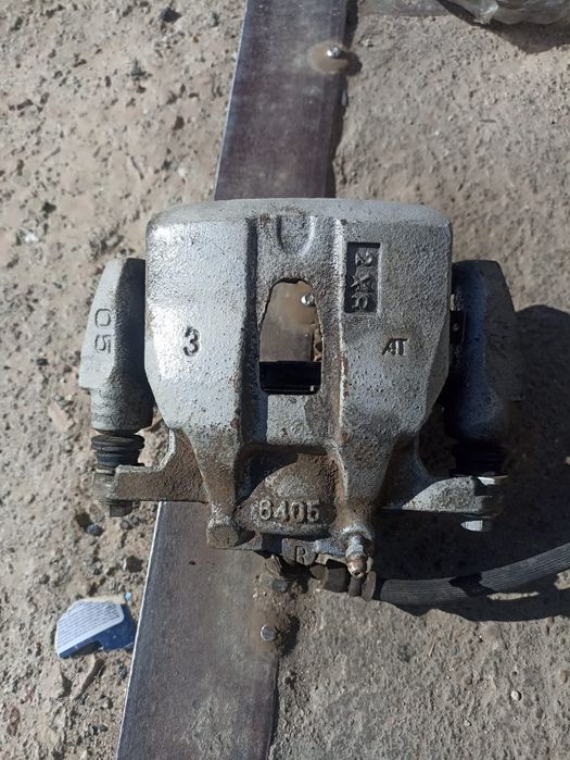 Супорта на тайоту Ипсум