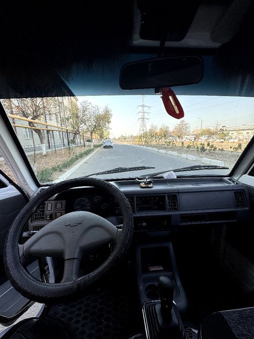 Damaz sotiladi aybi yóq tozza olasiz minasiz