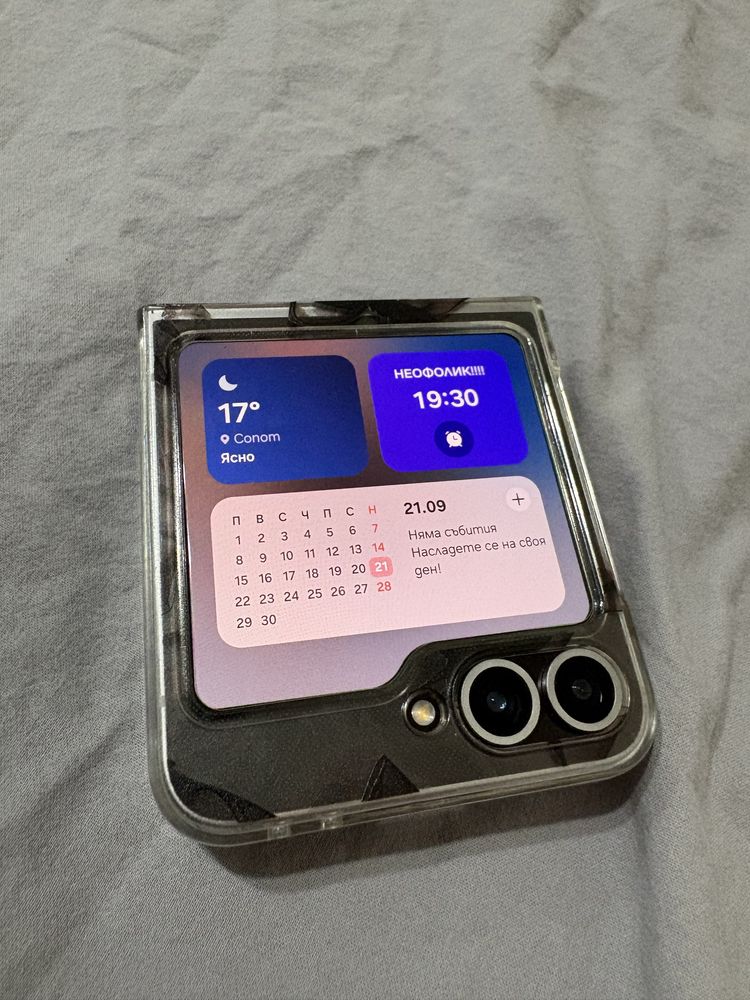 Samsung Galaxy Z Flip6