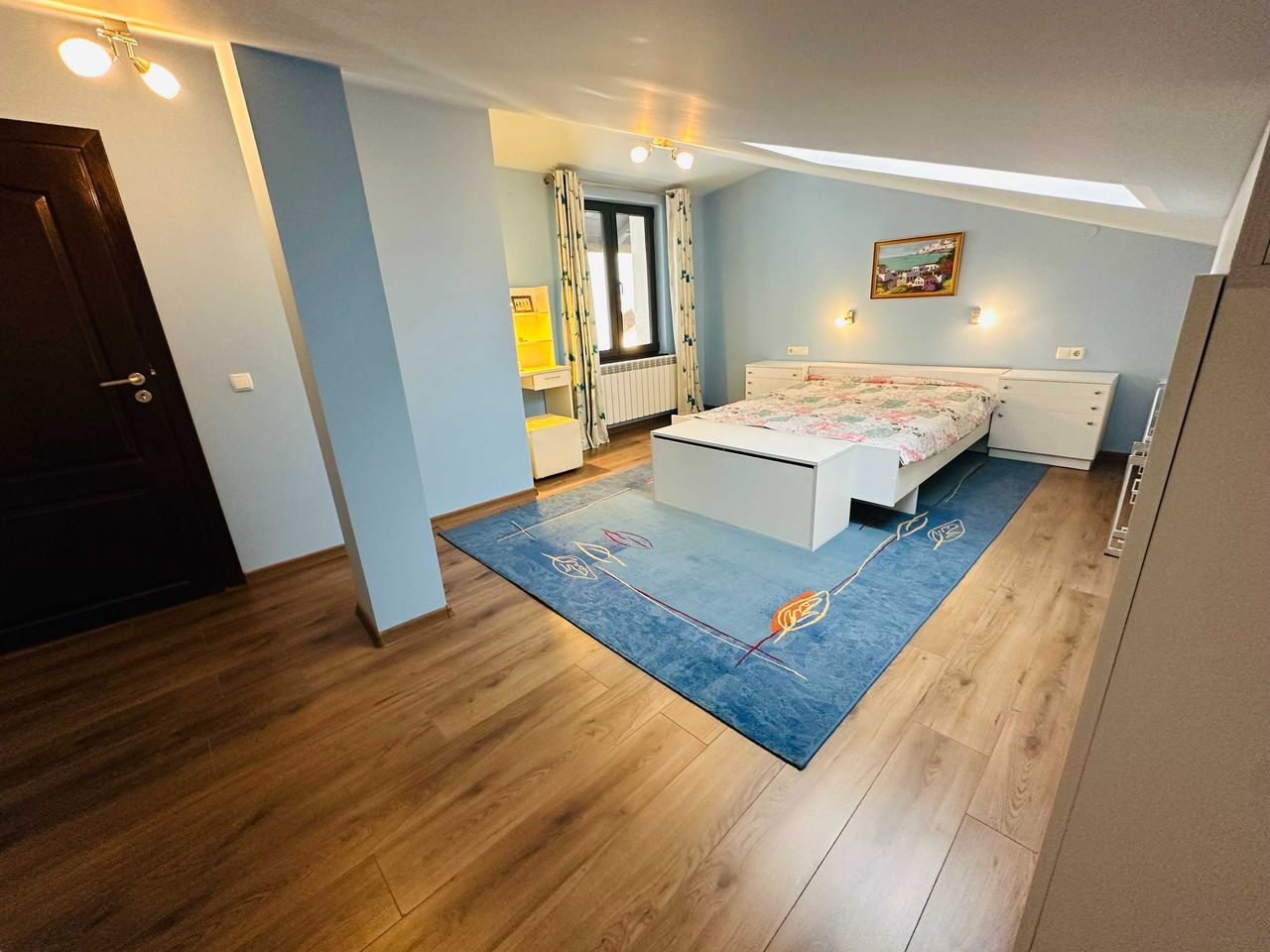 Дава се под наем Етаж от къща в Банско - 90 кв.м за 800 € - Снимка #10