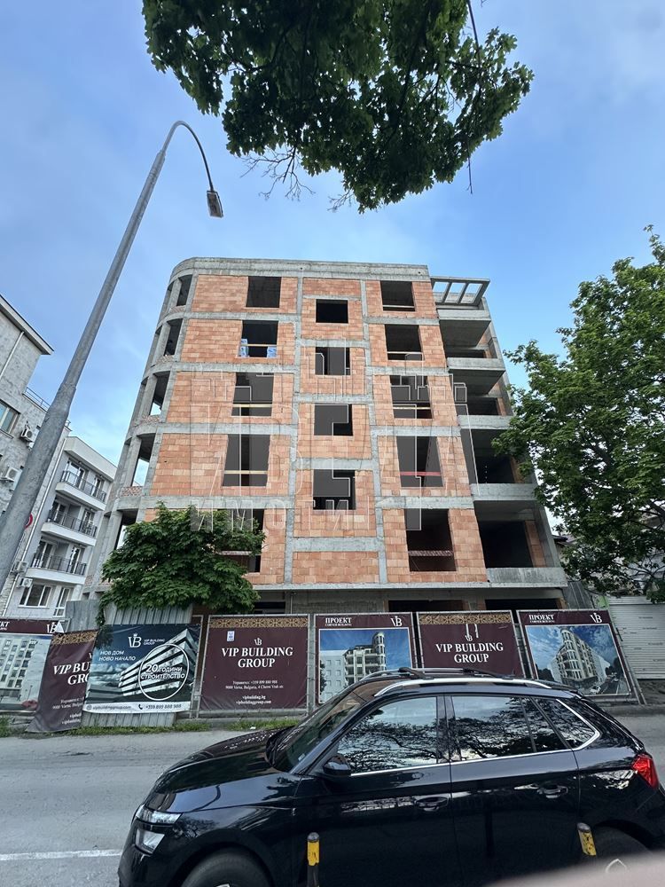 3-стаен в Варна-Нептун площ 88 цена 324000