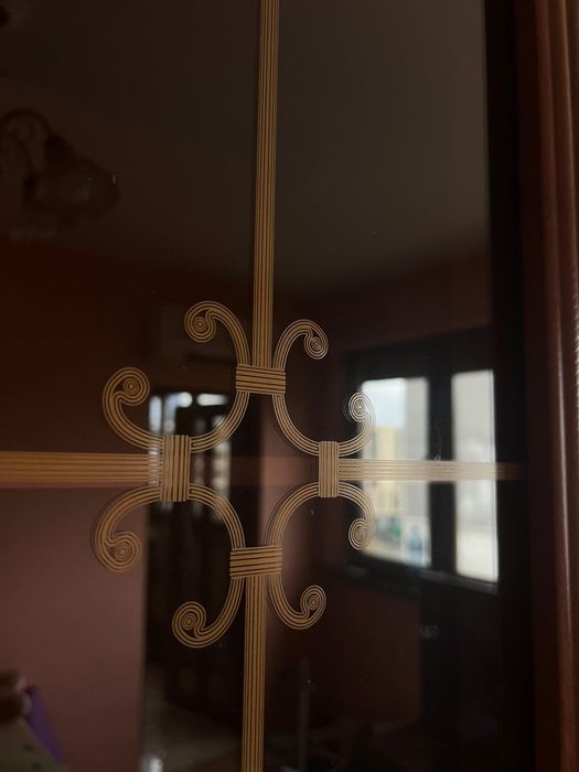 Запазена дървена секция