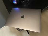 Apple MacBook Pro 13, i7 3.3 GHz, 16 GB, 256 GB si Touchbar