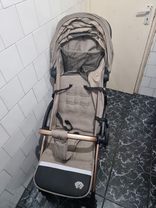 Vând carucior Appekids