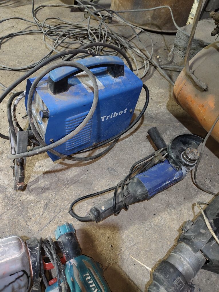 Instrumentlar balgarka kampresr svarka drel perfarator