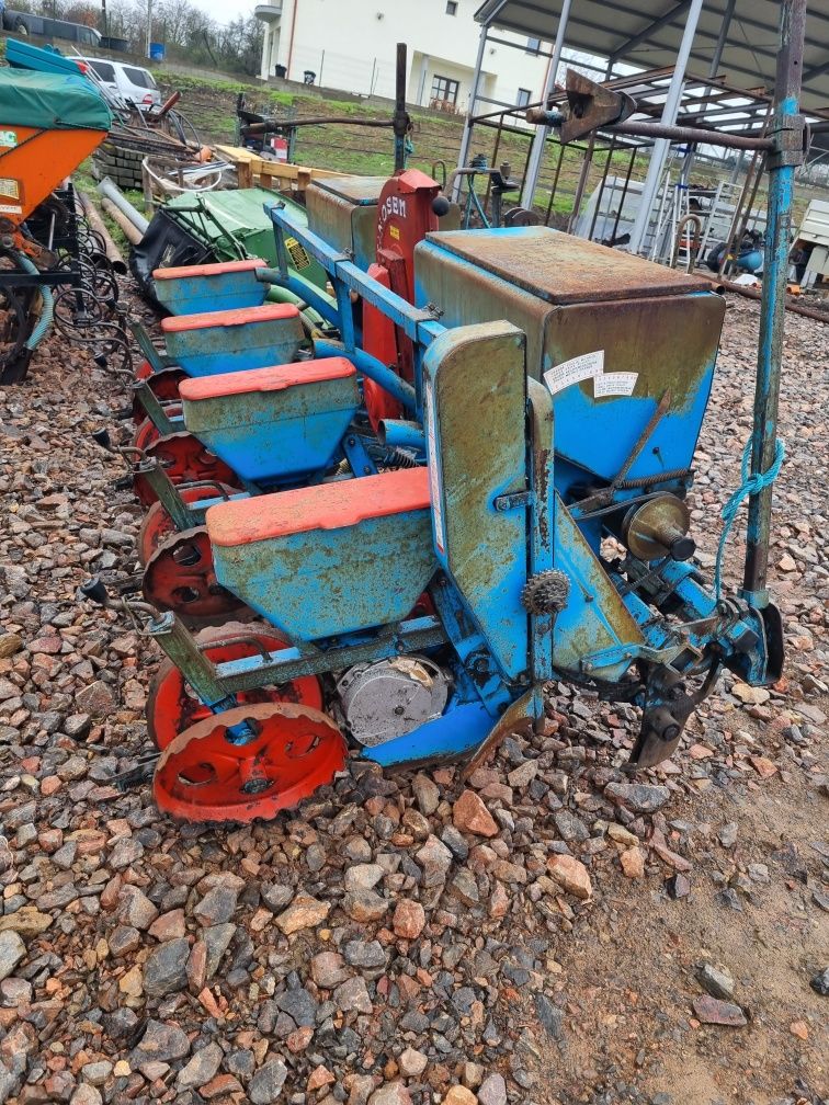 Semanatoare Porumb Monosem PN 4 sire