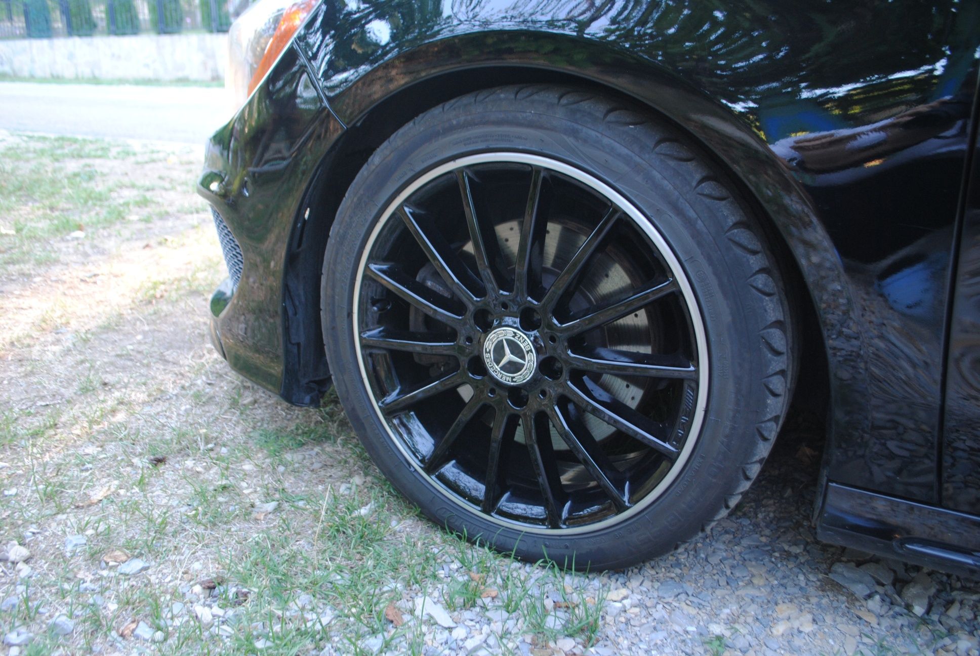 Mercedes-Benz CLA 250 4Matic AMG Sport пакет
