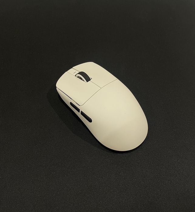 Продаю мышь VXE R1 SE + (новая)