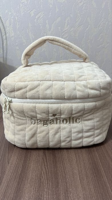 Большая косметичка