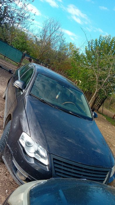 Vând Volkswagen passat  B6