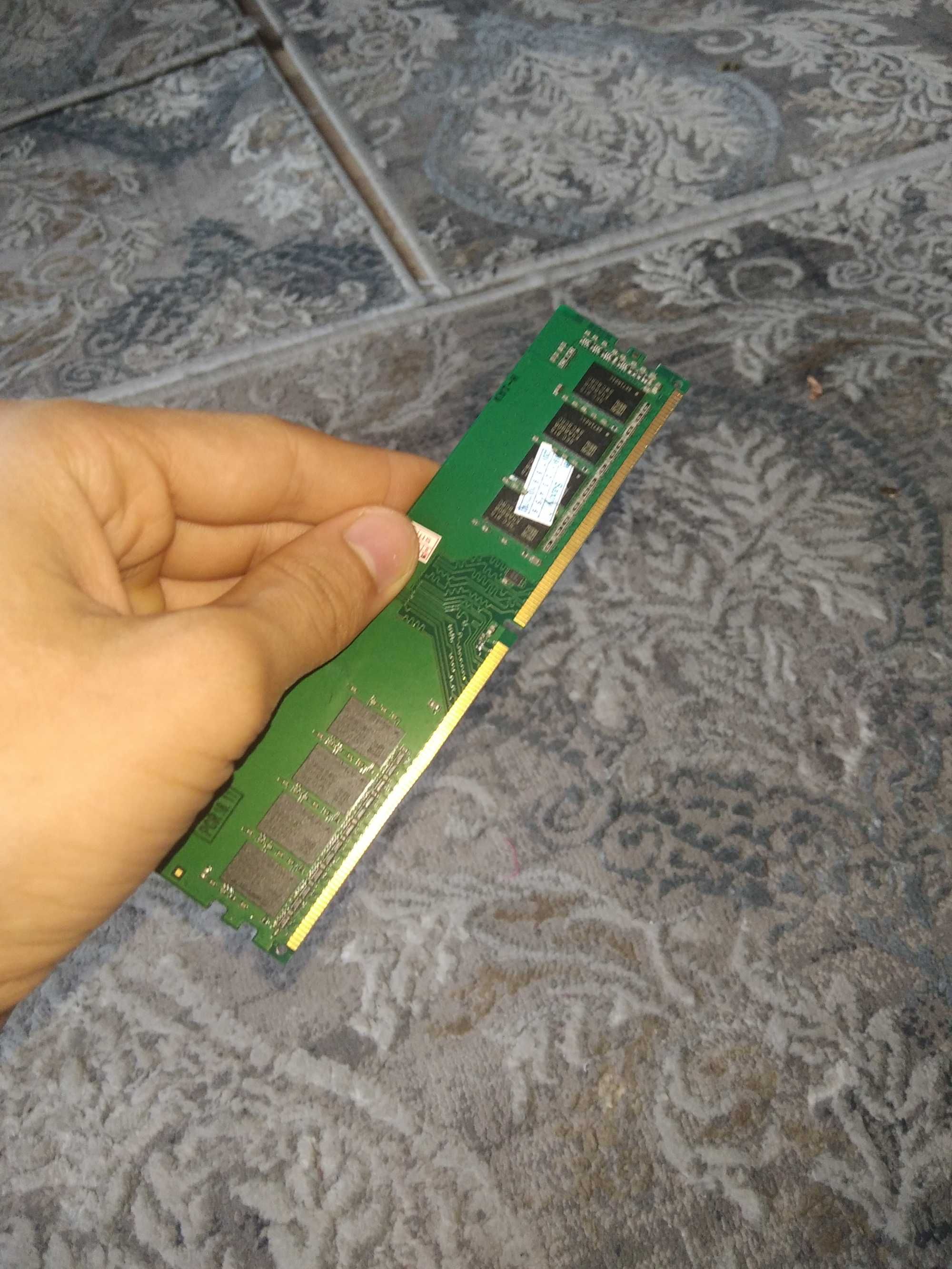 ОЗУ Kingston 8GB DDR4 2400MHz DIMM (KVR24N17S8/8)