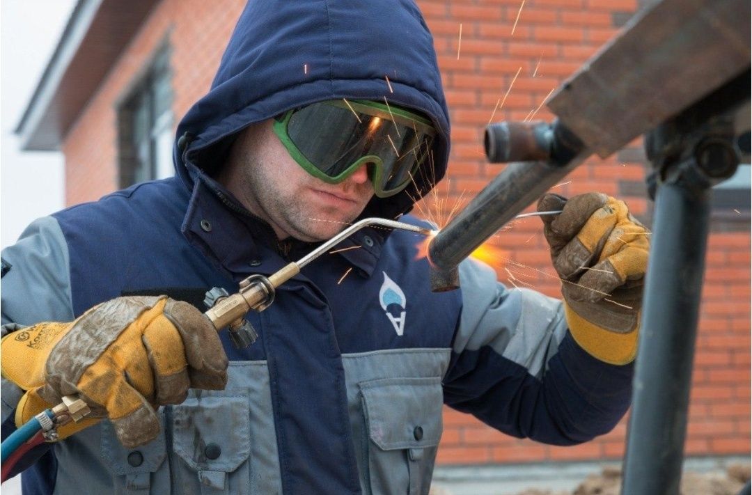 Сварщик Сантехник. Газосварка электросварка Отопление газопровод