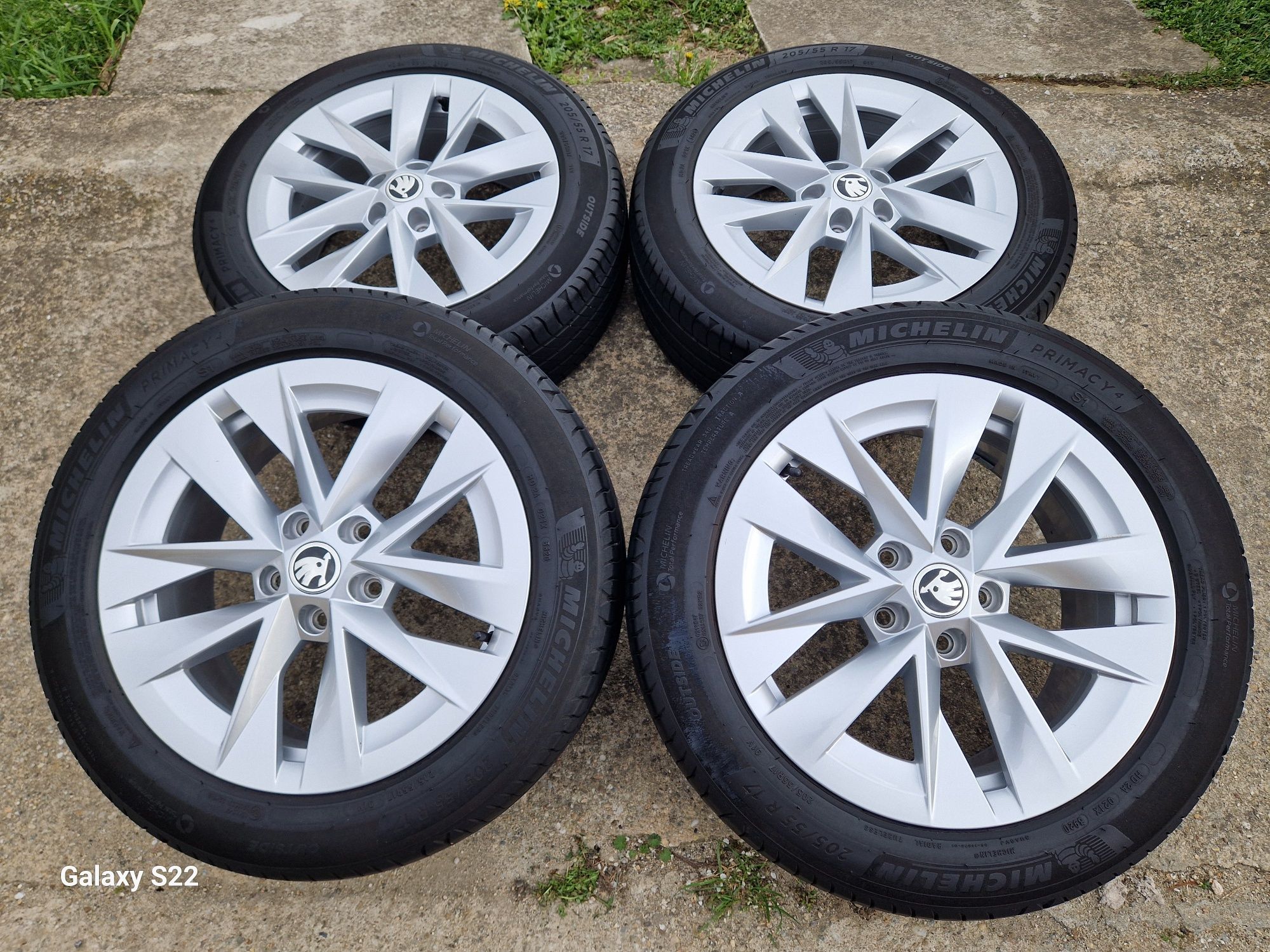 Jante Skoda Octavia 4 anvelope vara 205 55 17  Michelin