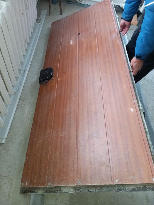 продам входную дверь