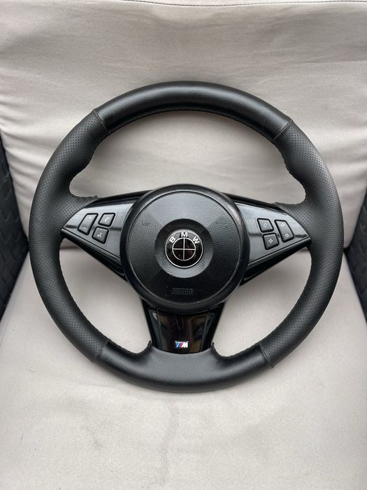 Volan BMW Seria 5 E60/E61 Facelift M Sport – complet cu airbag