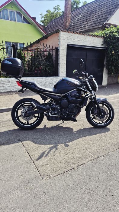 Yamaha XJ6 2009.