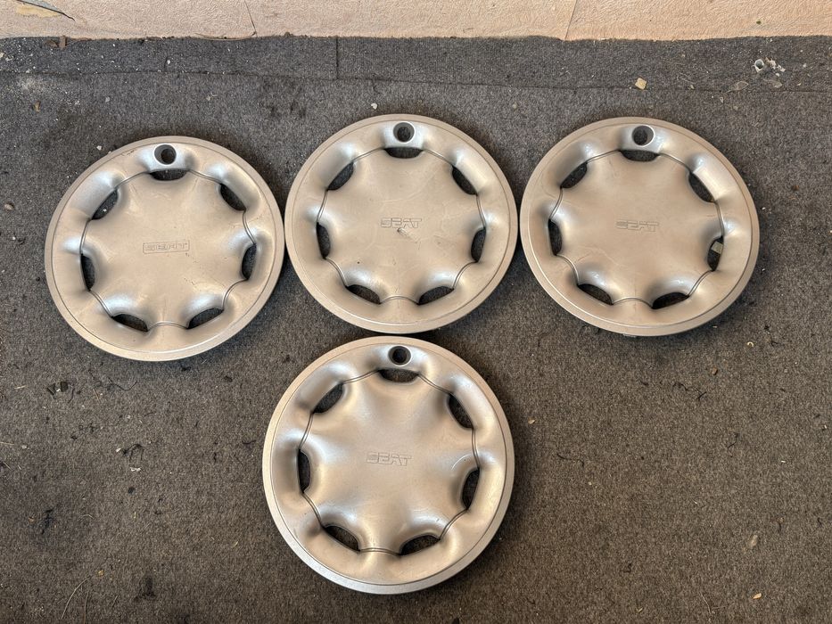 Оригинални тасове за Seat 14цола