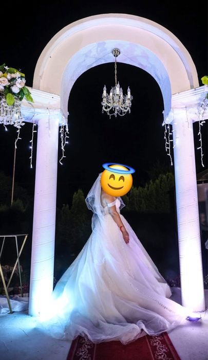 Булчинска рокля с мъниста