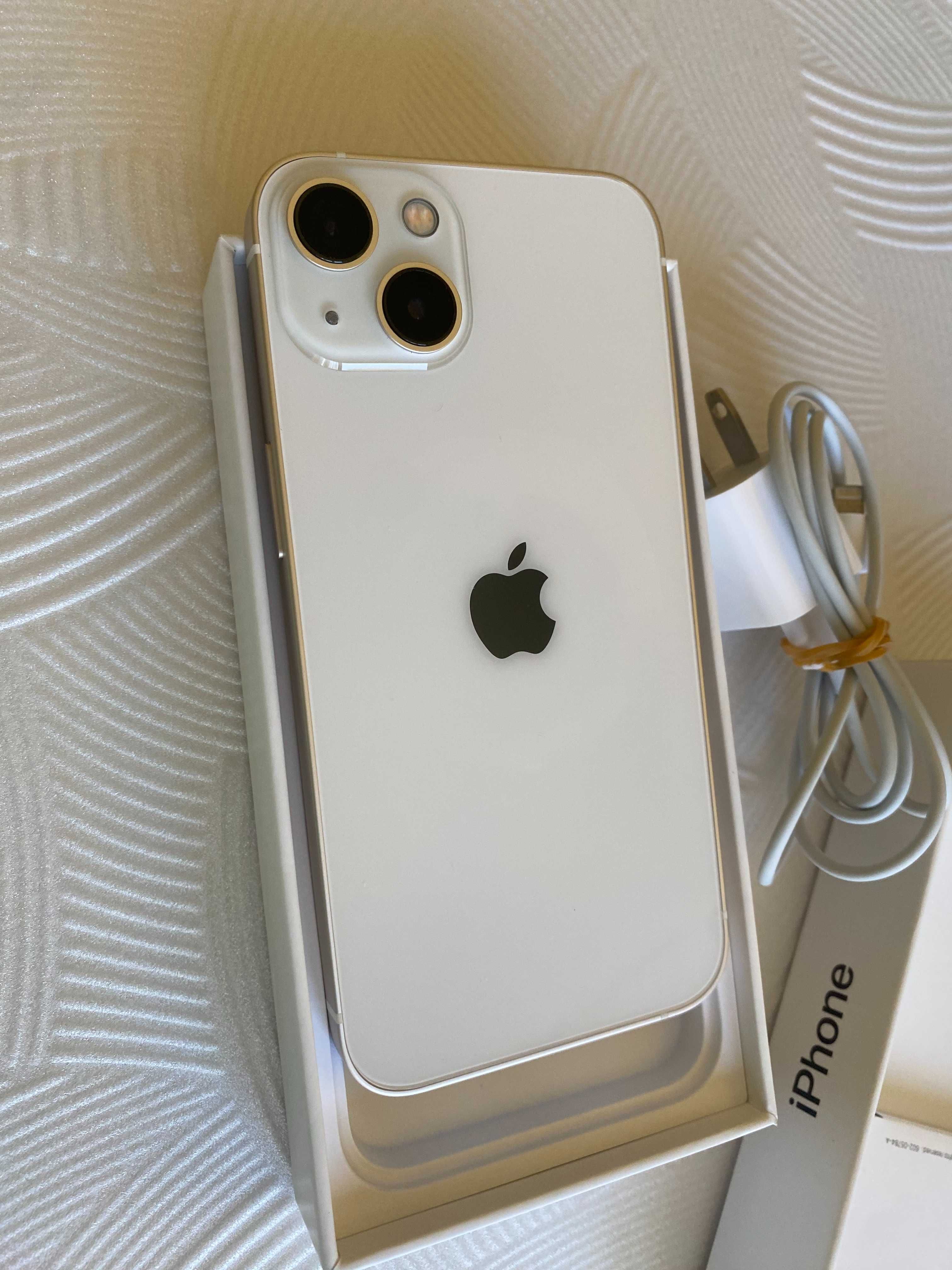 Apple iPhone 13 - 128GB - Starlight