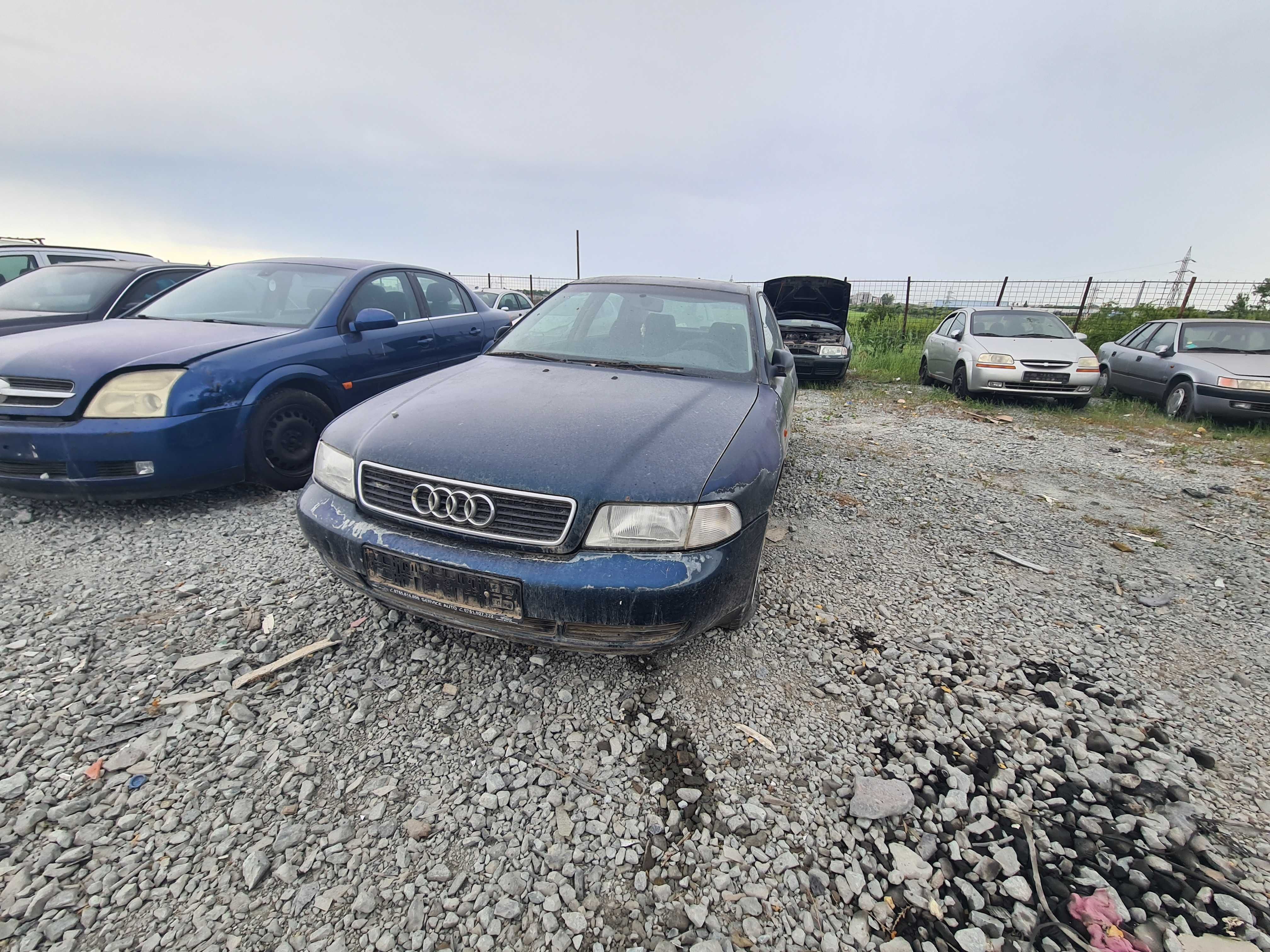 Dezmembram Audi A4 b5