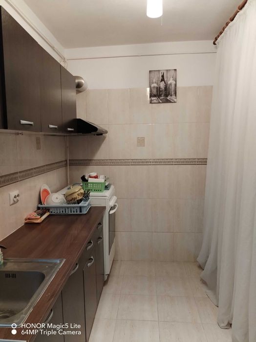 Închiriez garsonieră Dumul Taberei-Favorit (proprietar)