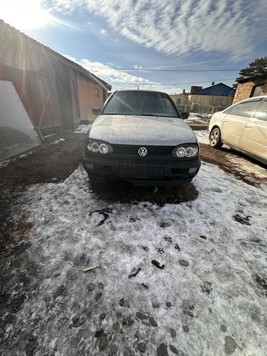 Срочно продаю фолксваген голф 3 купе