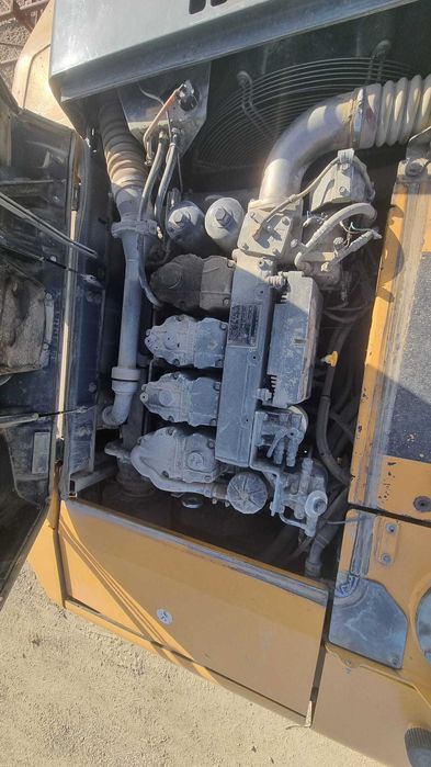 Excavator Liebherr R906