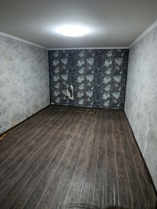 Шошилинч! Сергели яқинида ҳовли-сотилади — ажойиб жой, фойдали нарх!