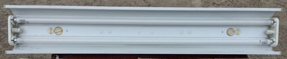 Corp iluminat marca Disano