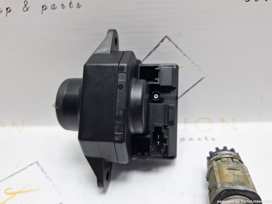 Contact cu cheie si butuc usa AUDI A6 III Avant (4F5, C6) [ 2005 - 2011 ] TDI (BLB, BRE) 103KW|140HP OEM 4F0909131D
