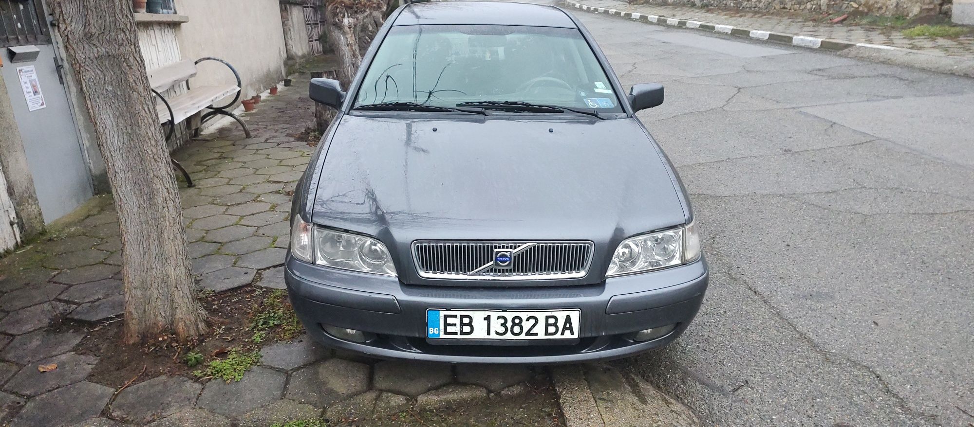 Волво s40 1.9д 2004г