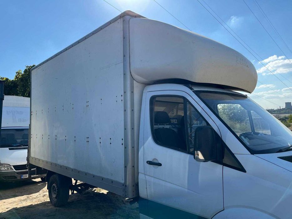 Cub cu lift Mercedes Sprinter – Înălțime 2,55 m, Lungime 4,50 m