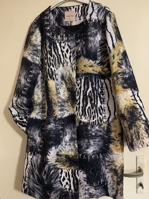 Дрехи, палта, сака