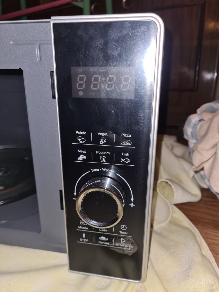 Продаётся микроволновка.