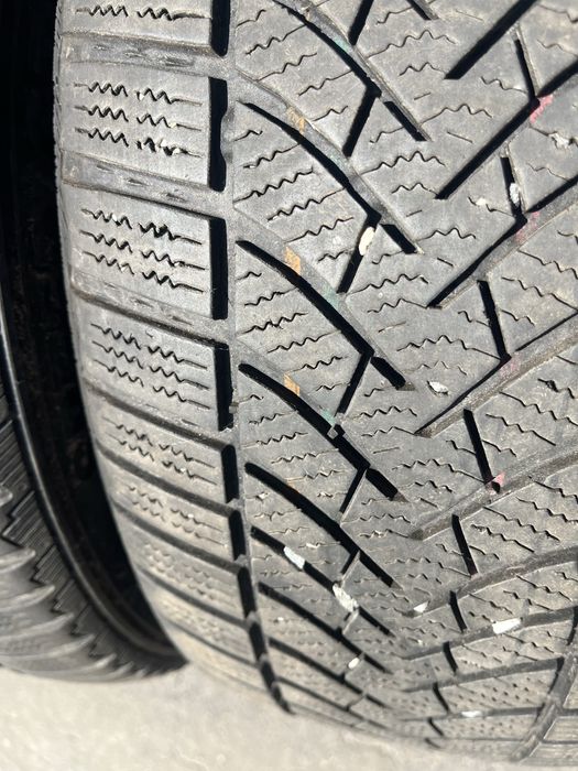 4 бр. зимни гуми 225/50/17 Semperit DOT 4819 5,5-6 mm