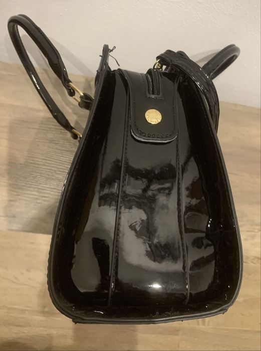 Vând Genti de damā